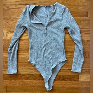 Zara Light Gray Ribbed Bodysuit